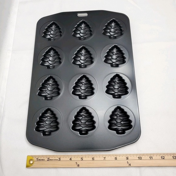 Christmas Holiday Winter Baking Cookie Mold/Sheet Pan Nonstick ☆ TREES ☆ NEW! - Picture 4 of 5